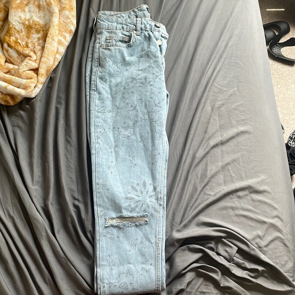 Jeans - Picture 1 of 1